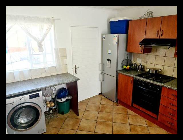 1 BEDROOM TOWNHOUSE FOR SALE IN TERENURE